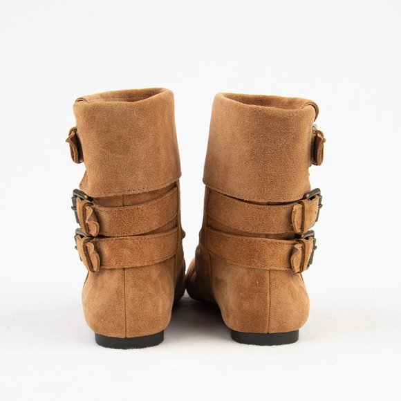 NWOT Gianni Bini Suede Tan Ankle Booties Size 6M - Picture 6 of 8